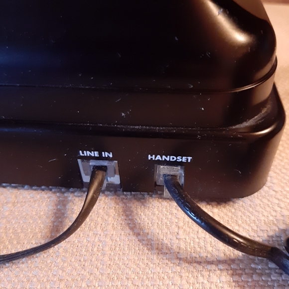 Desk Phone - Picture 3 of 3